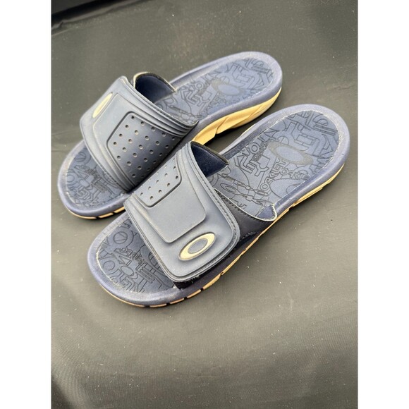 Oakley Supercoil Slide Sandals Mens Size 9 Blue Casual Outdoor Hook & Loop - Picture 1 of 7